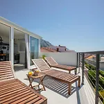 Apartments Left & Right With Jacuzzi, 4 Stars