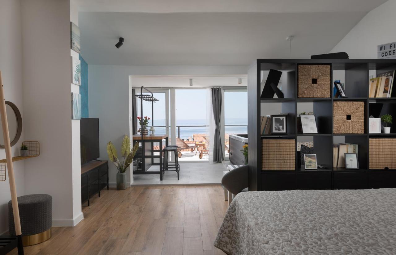 Apartmán Left & Right With Jacuzzi, 4 Stars *