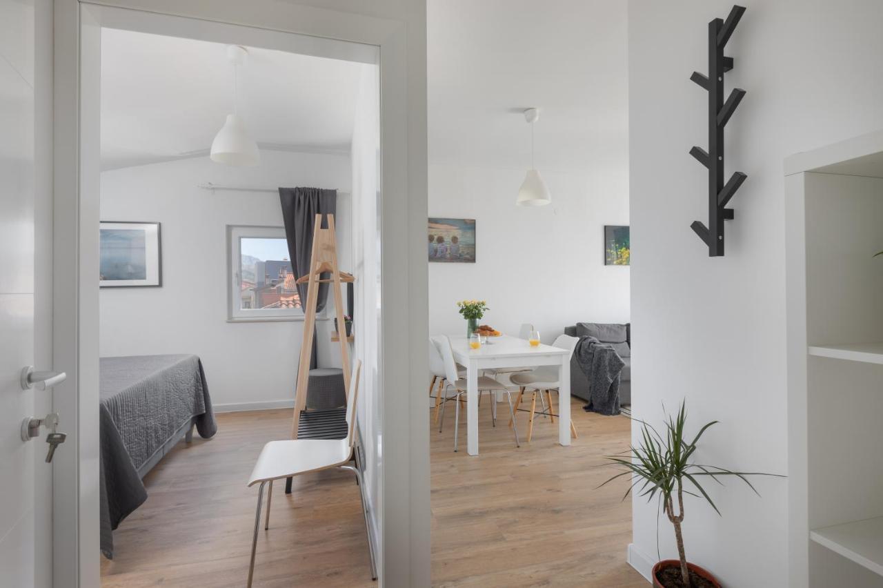 Apartmán Left & Right With Jacuzzi, 4 Stars *